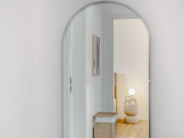 Sapphire White wardrobe