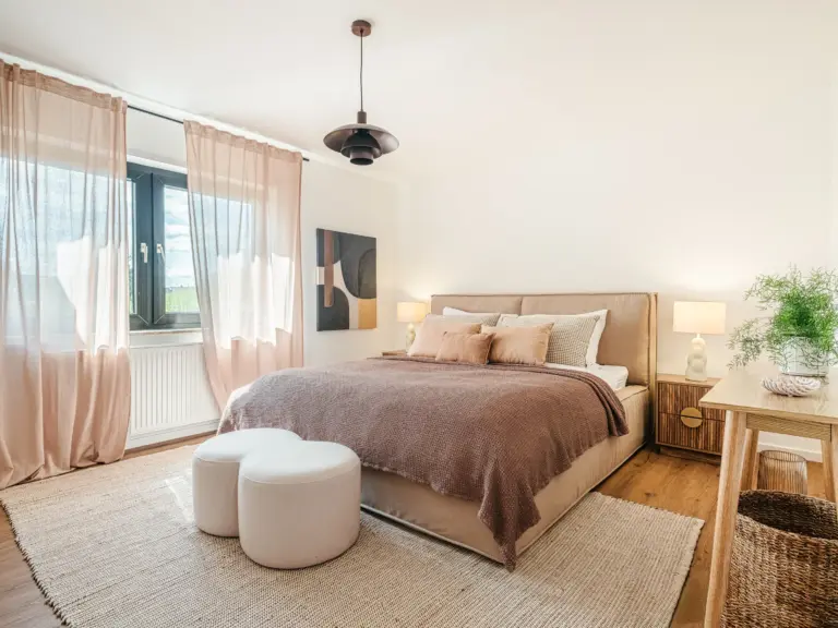 Sapphire White master bedroom