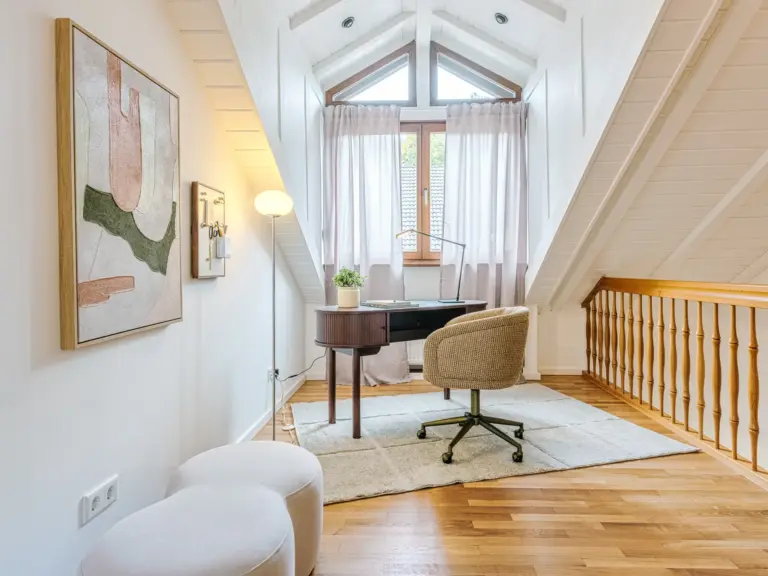 Dedicated workspace with desk and chair at Stay Eden TOPAZ BLUE near Ramstein Air Base.