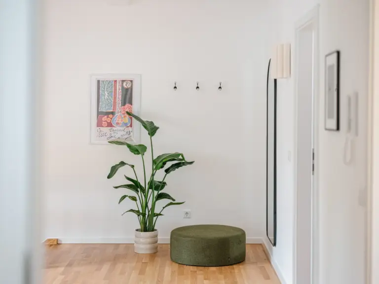 Entrance area with modern decor and clean design at Stay Eden TOPAZ BLUE near Ramstein Air Base.
